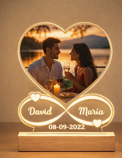 “La Luz de Nuestra Historia” – Marco LED Personalizado ✨❤️